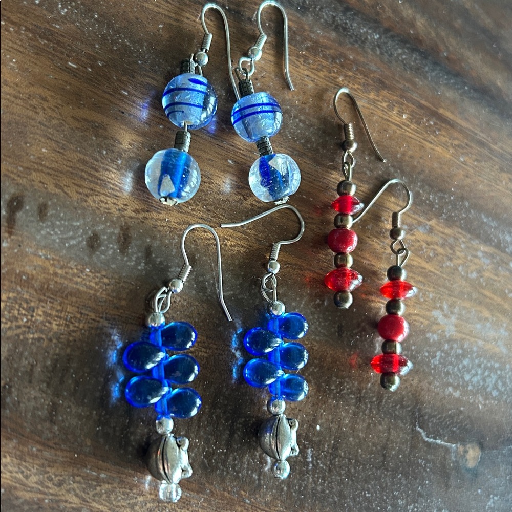 3 PR Earrings Red Blue and Frog 🐸